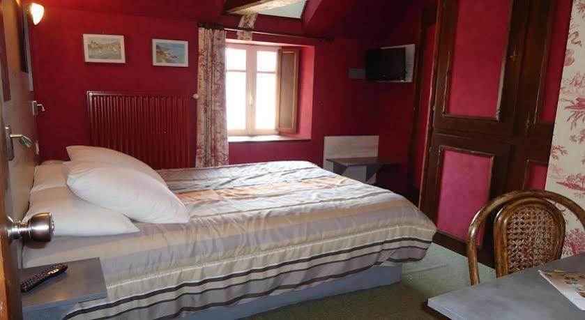 Hotel De La Gare Clisson Eksteriør billede