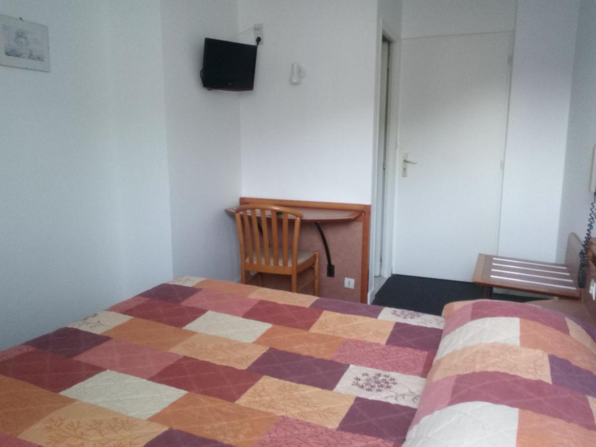 Hotel De La Gare Clisson Eksteriør billede